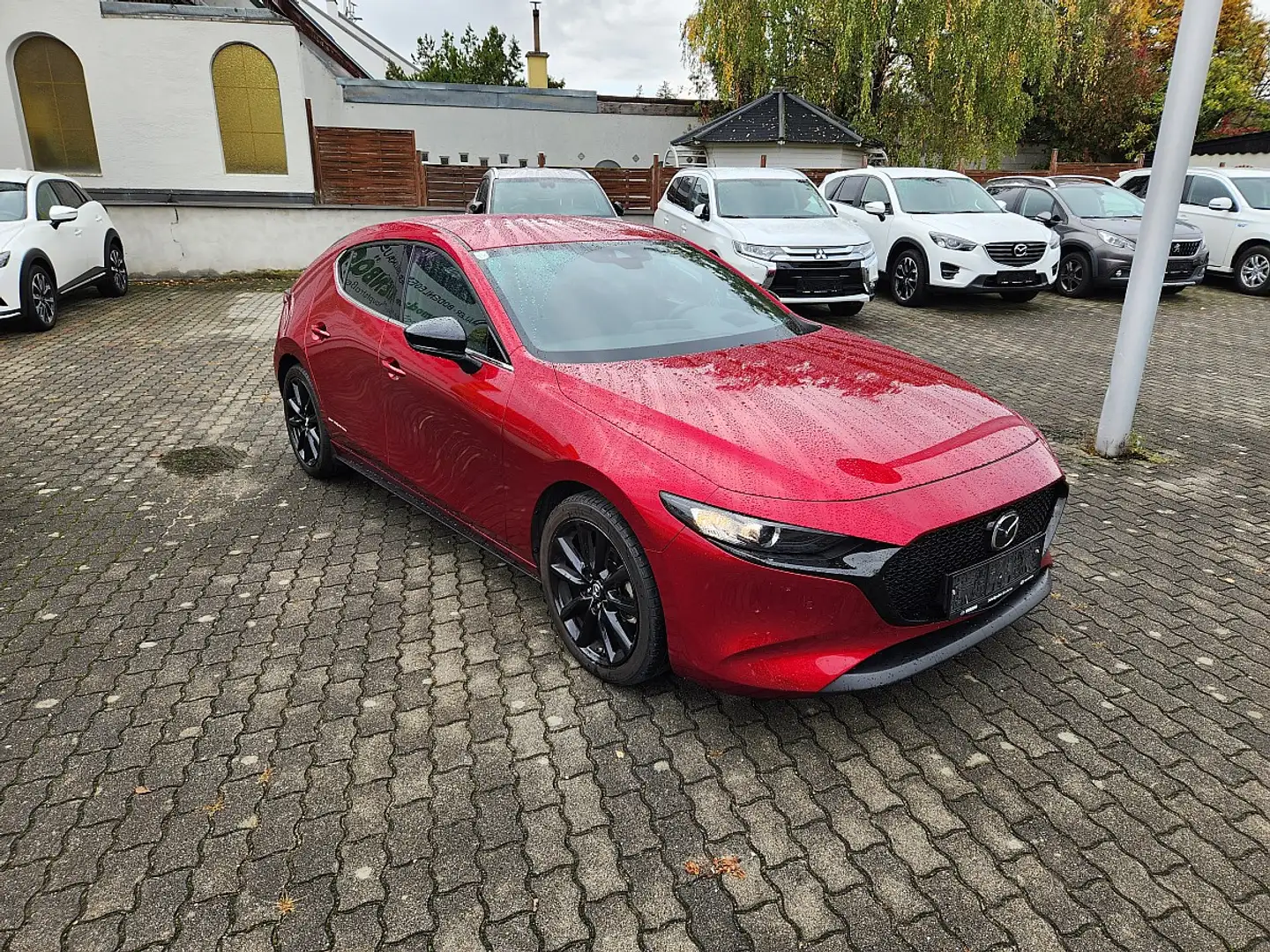 Mazda 3 Mazda3 e-Skyactiv-G150 Homura Rot - 1