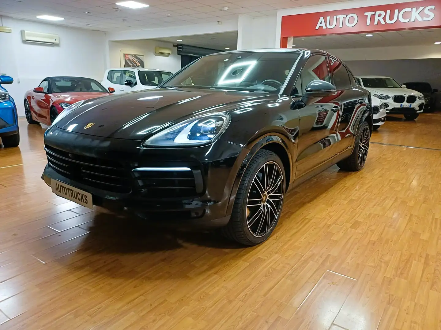 Porsche Cayenne Cayenne Coupe  3.0 Platinum Edition Schwarz - 2