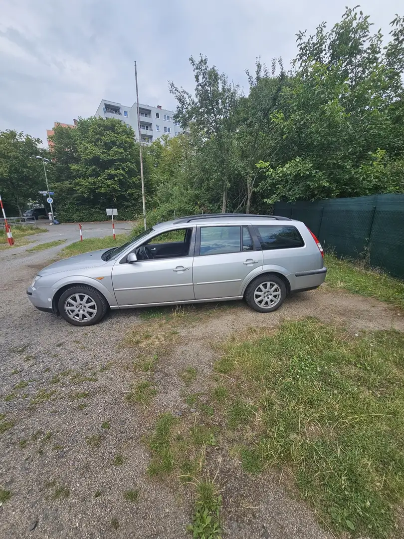 Ford Mondeo 1.8 Turnier Futura - 1
