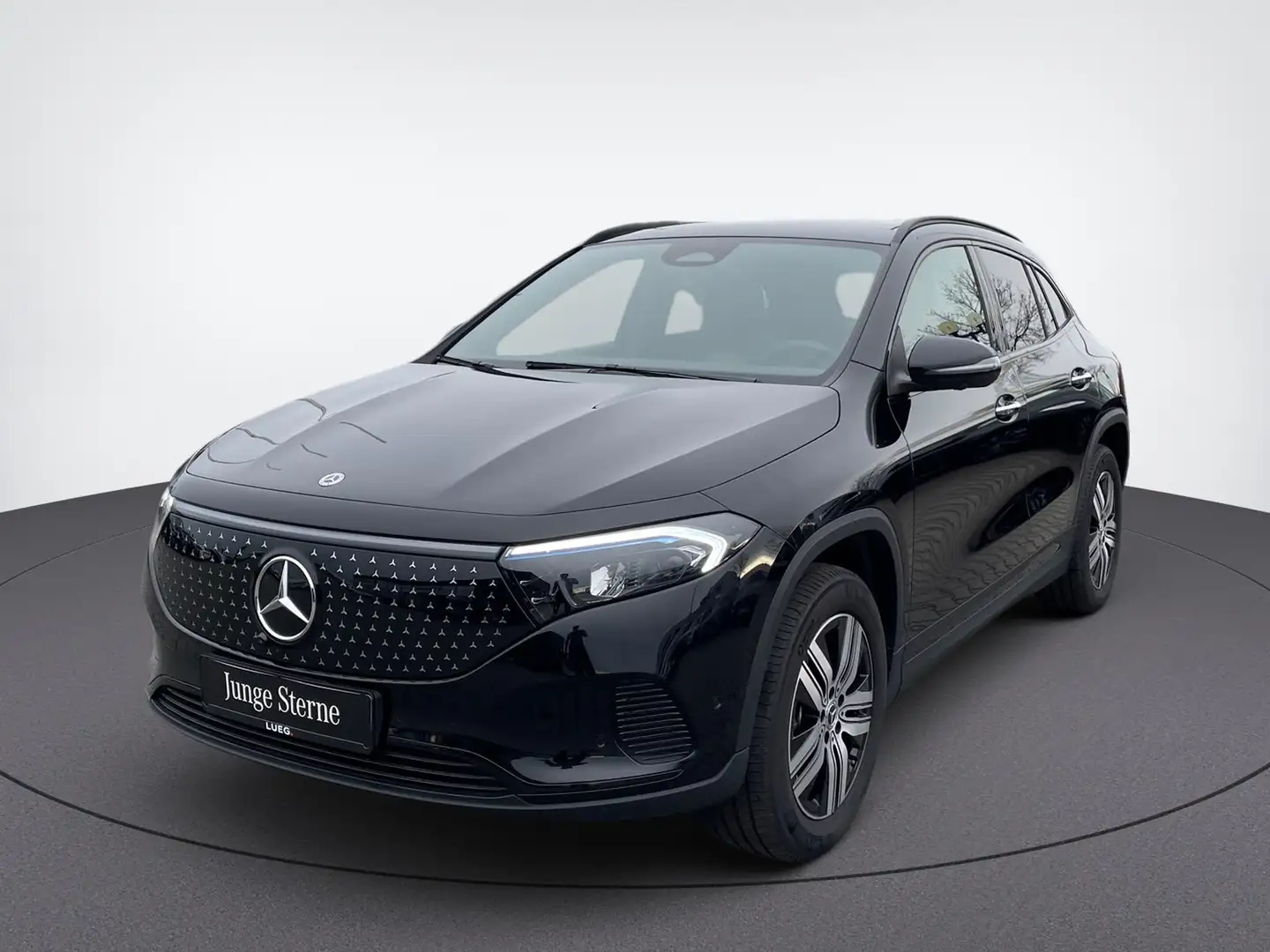 Mercedes-Benz EQA 300 4M ELECTRIC-ART-ADVANCED+PANODACH+NIGHT Schwarz - 1
