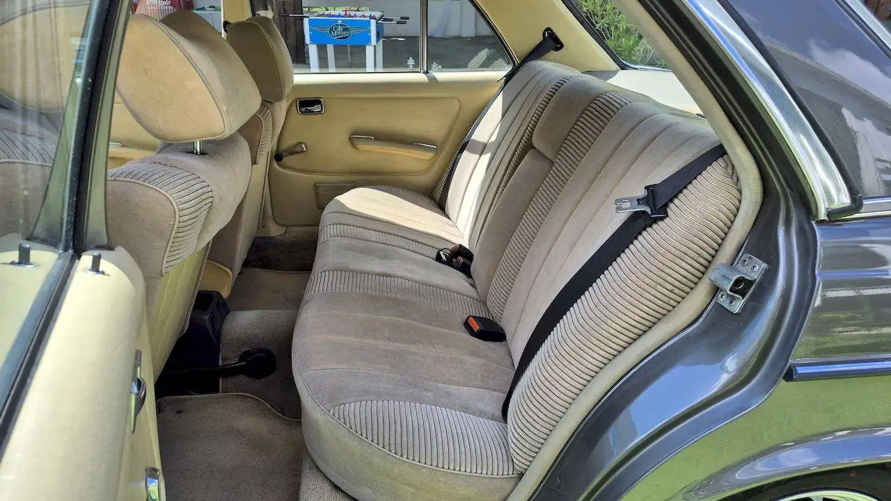 Mercedes-Benz 240 D W123 – SUMMER PRICE, foto 12