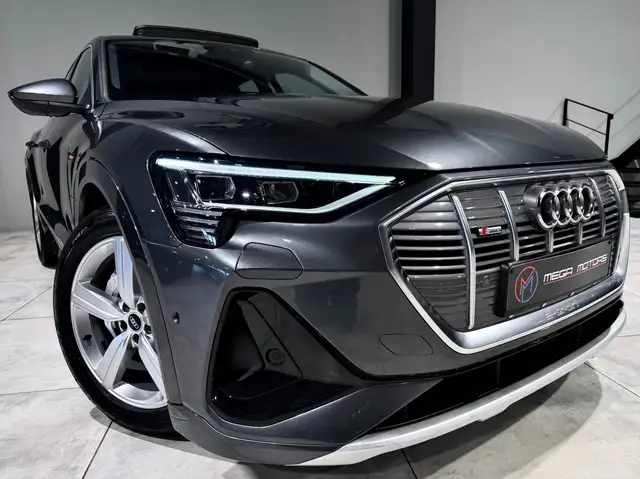 Audi Q8 e-tron SPORTBACK 50 QUATTRO SLiNE PANO CAMERA NAVi CUiR++