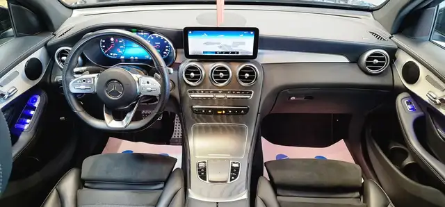Mercedes-Benz GLC view 12