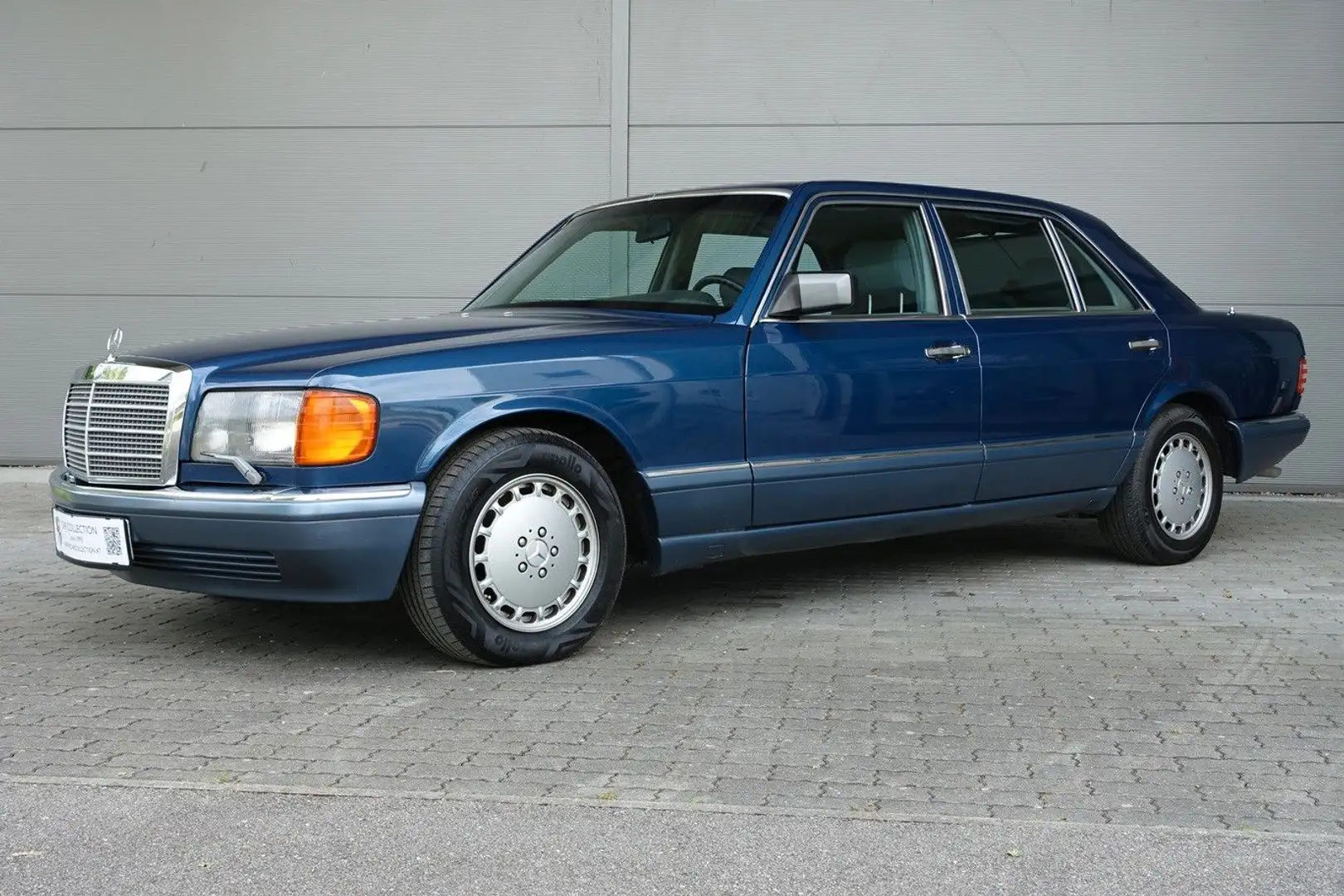 Mercedes-Benz 420 SEL Blue - 1