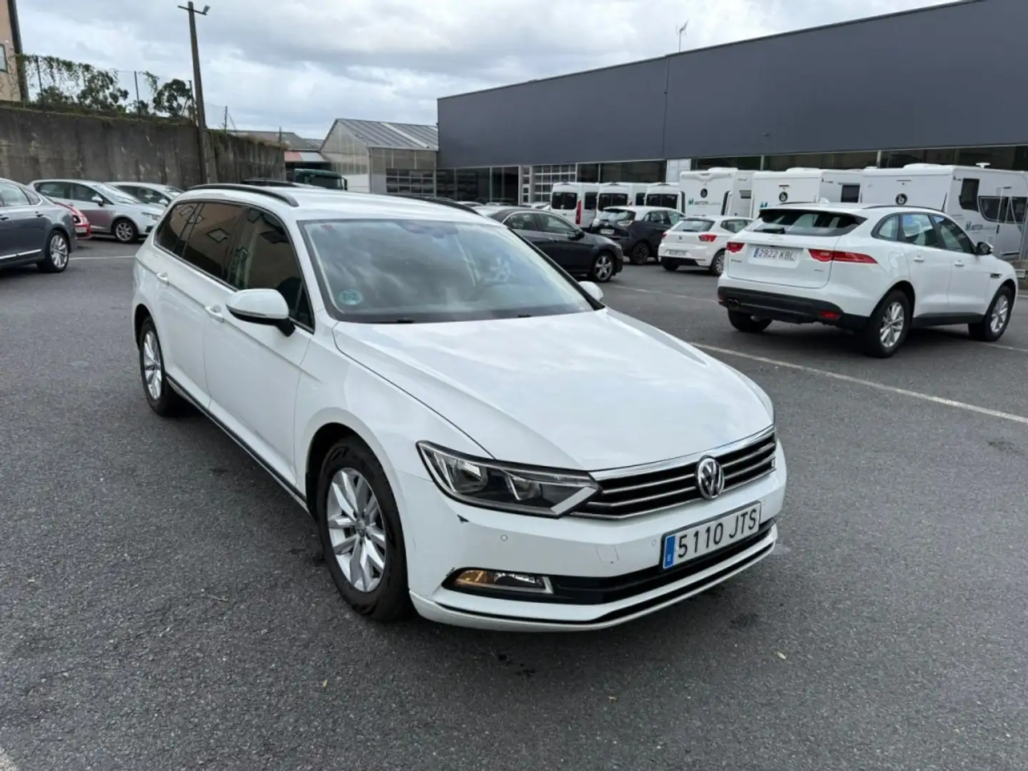 Volkswagen Passat Variant 1.6TDI Bluemotion 88kW Blanco - 2