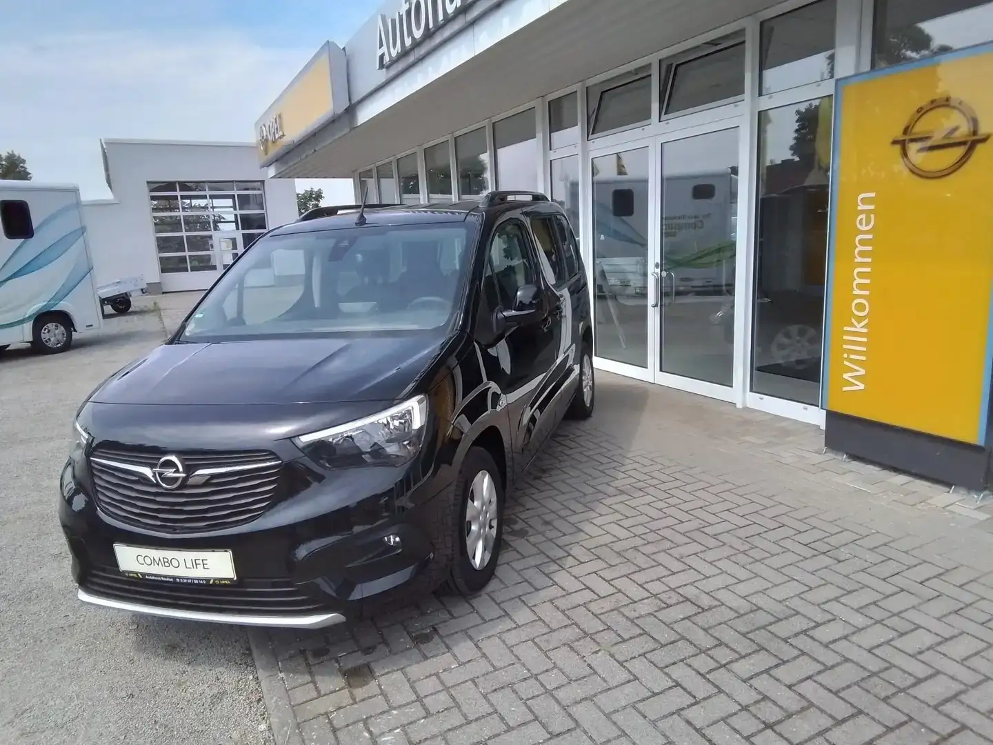 Opel Combo Ultimate Černá - 1