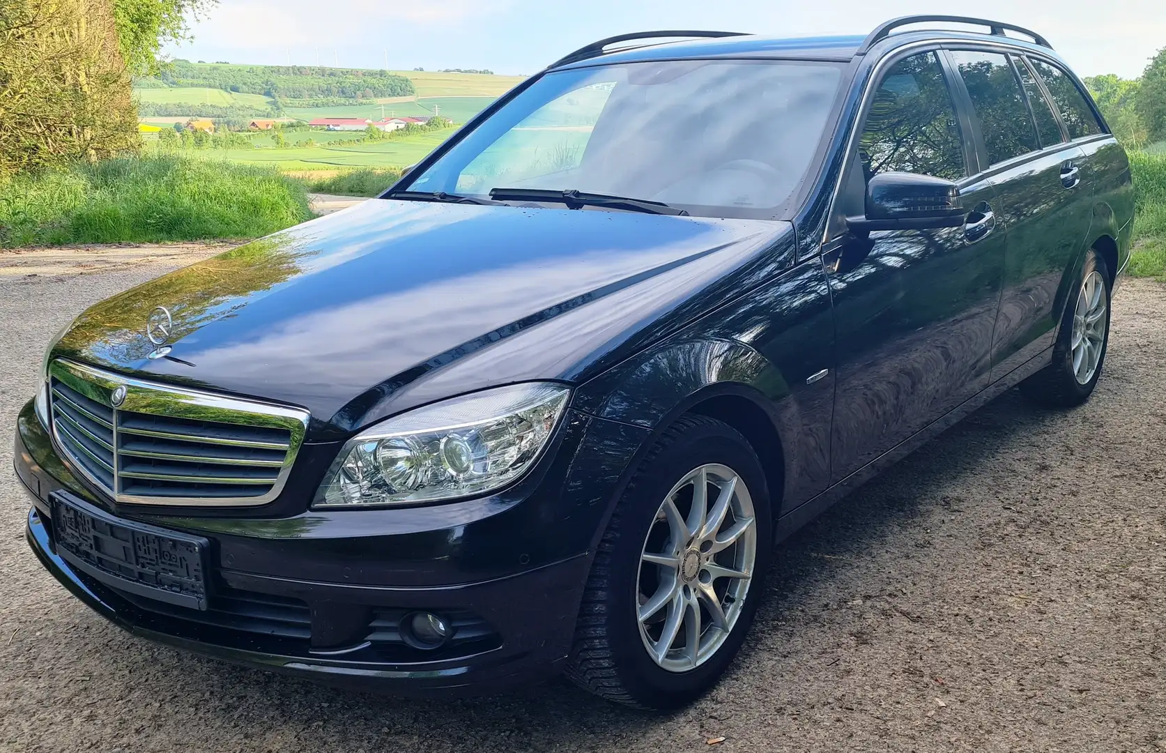 Mercedes-Benz C 180 T CGI Automatik Anhängerkupplung SH Tüv Schwarz - 1