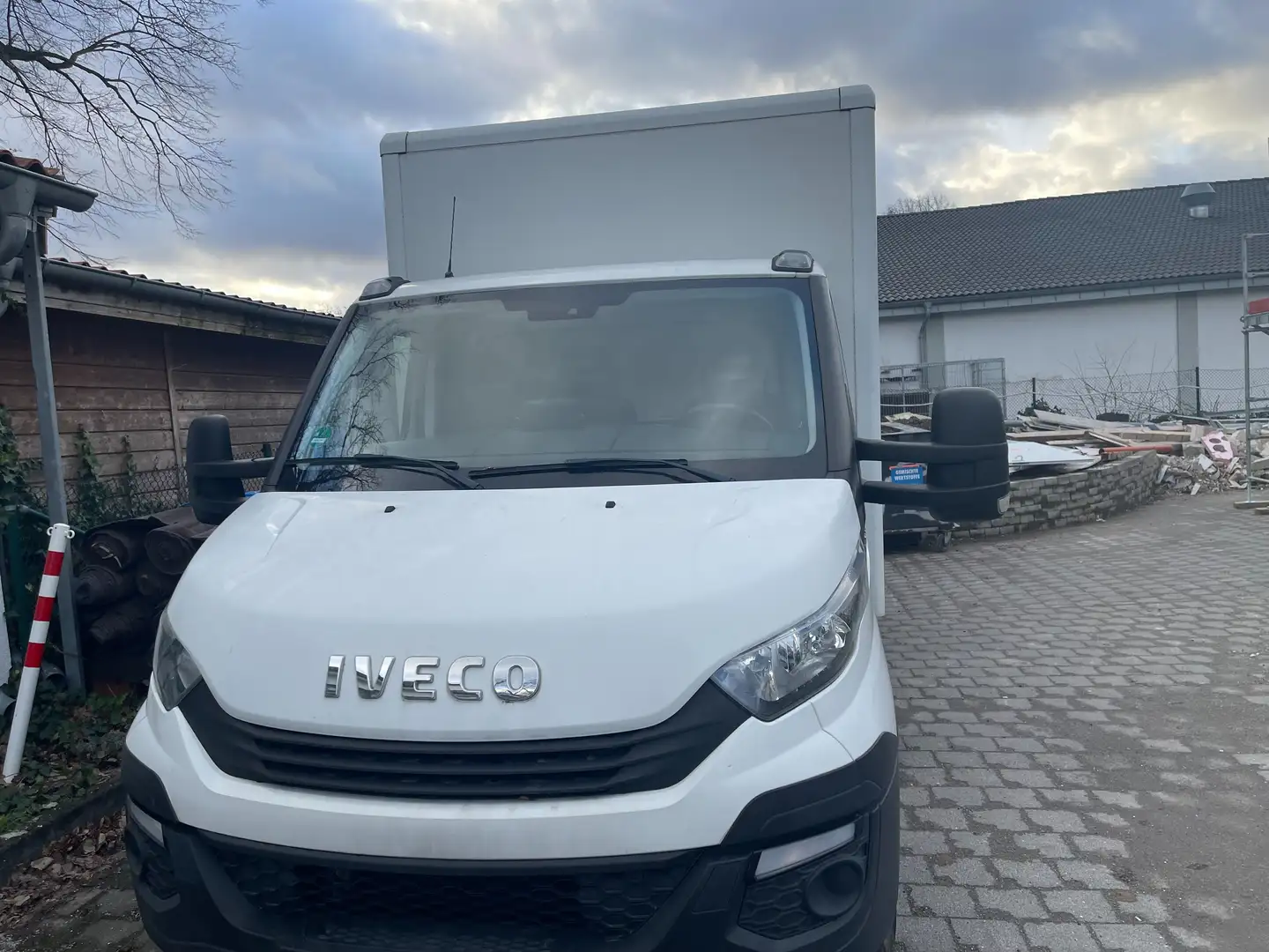 Iveco Daily 35 S 12 Weiß - 1