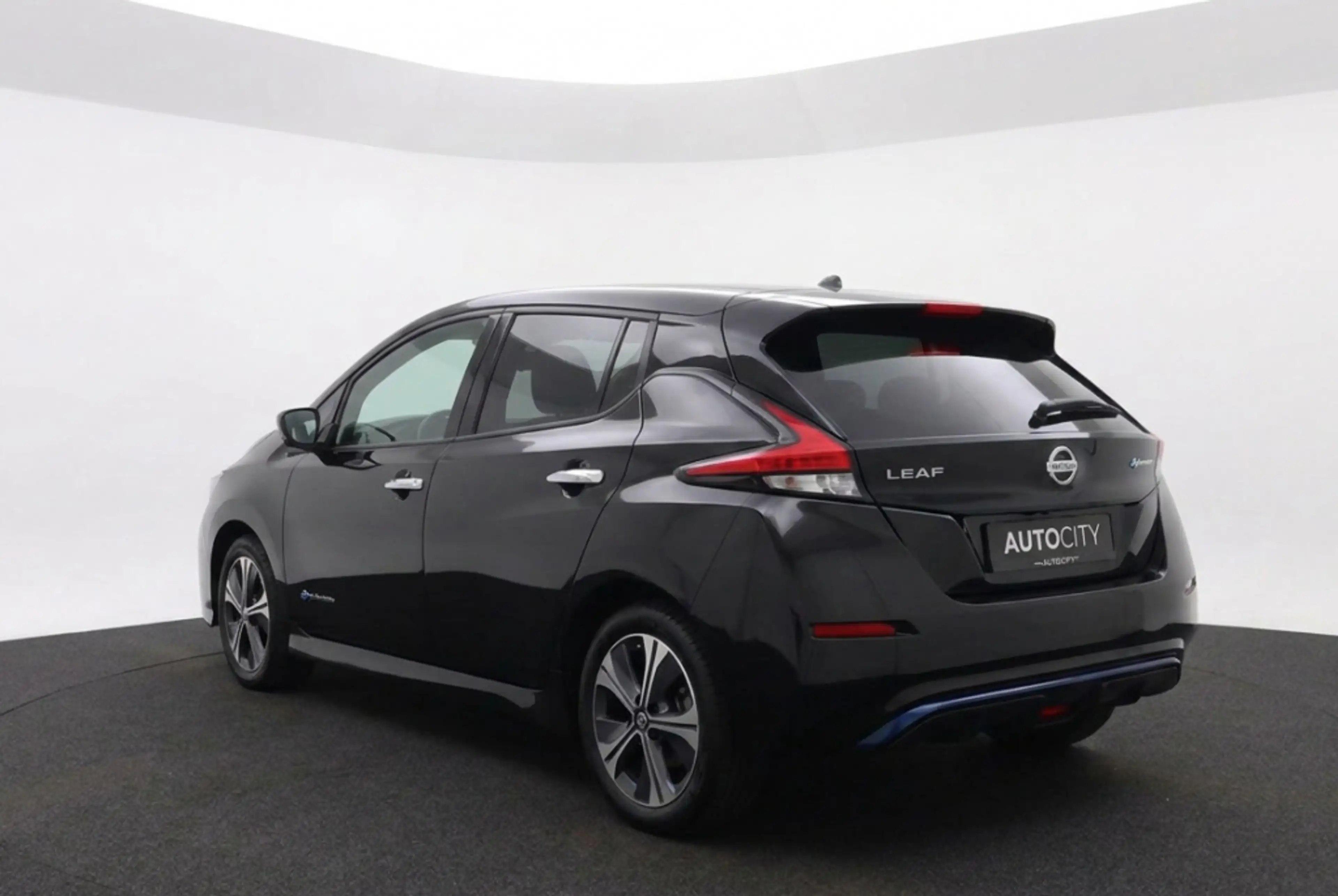 Nissan Leaf Tekna 2.ZERO EDITION 40kWh 88% SOH | Leder | Carpl — photo 3