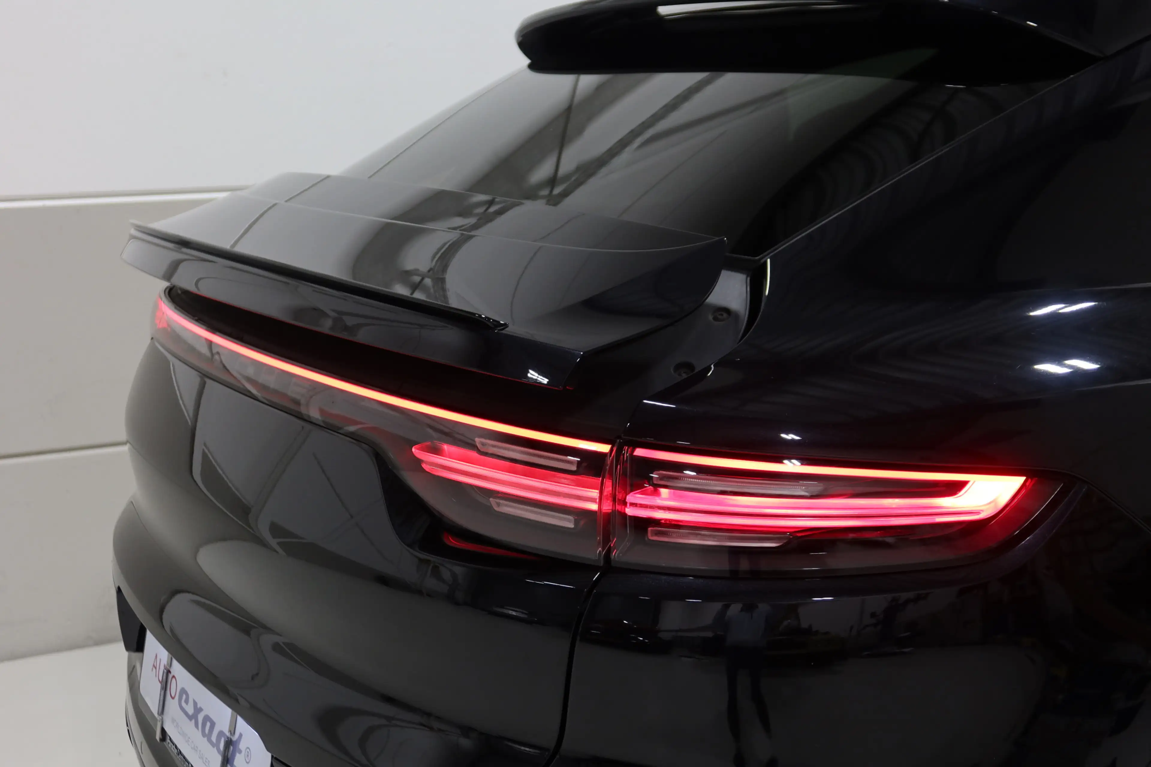 Porsche Cayenne Coupé I Full options I Sport 3.0 E-Hybrid — photo 16