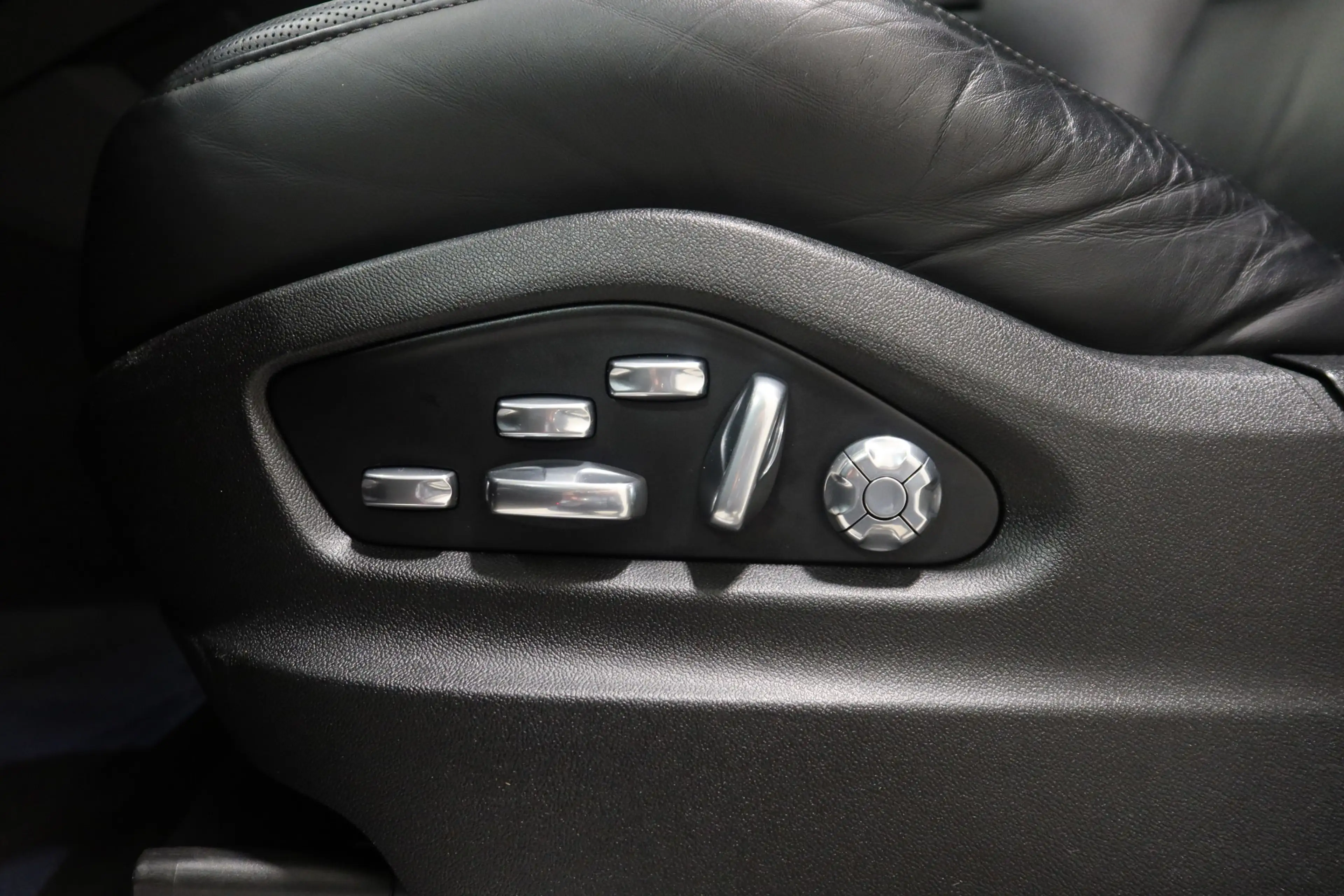 Porsche Cayenne Coupé I Full options I Sport 3.0 E-Hybrid — photo 22