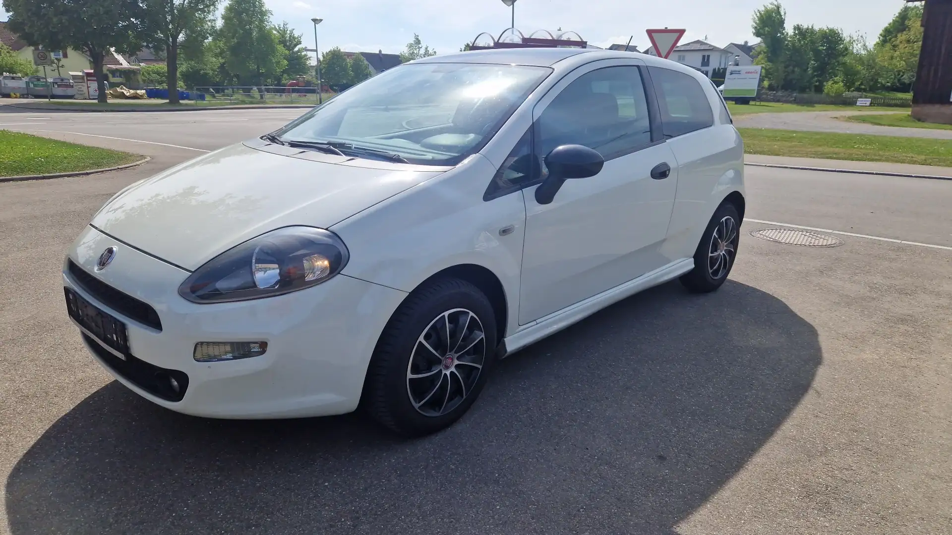 Fiat Punto Pop*Klima*PDC*2.Hand*TÜV/AU inkl Service NEU* Blu/Azzurro - 1