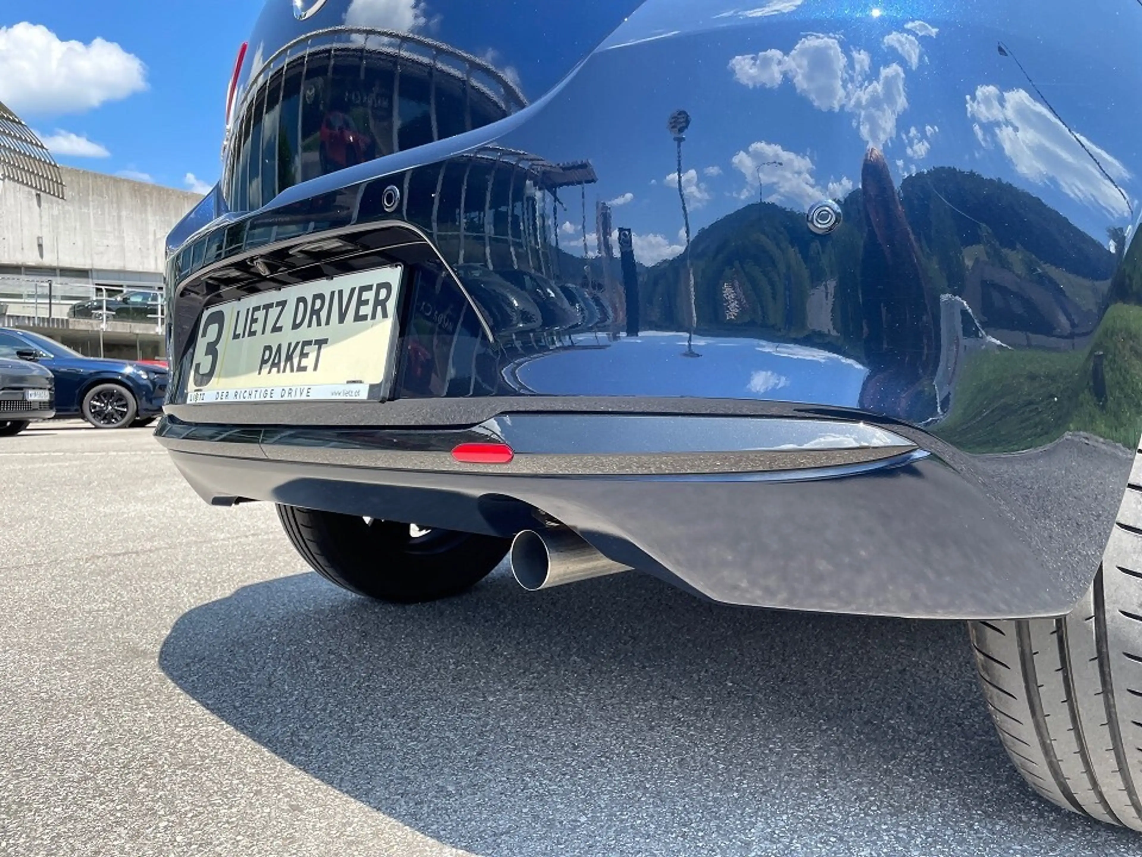 Mazda 2 03 1.5L e-SKYACTIV G 90ps MT HOMURA — photo 11