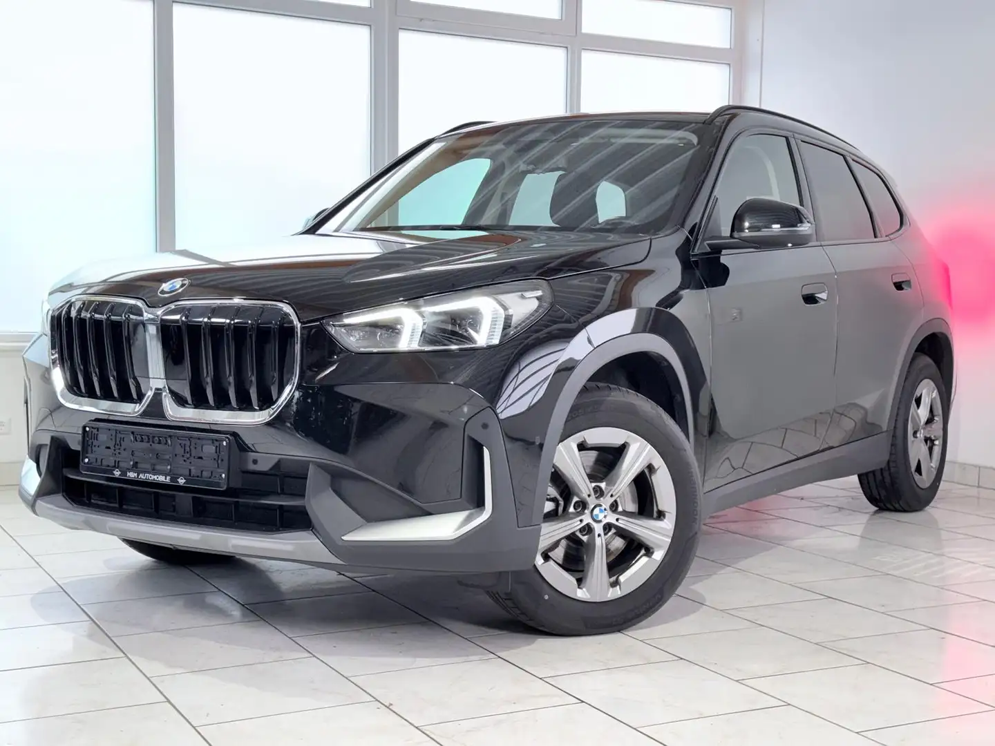 BMW X1 20 i sDrive-Kamera/CarPlay/Harman/AHK Noir - 1