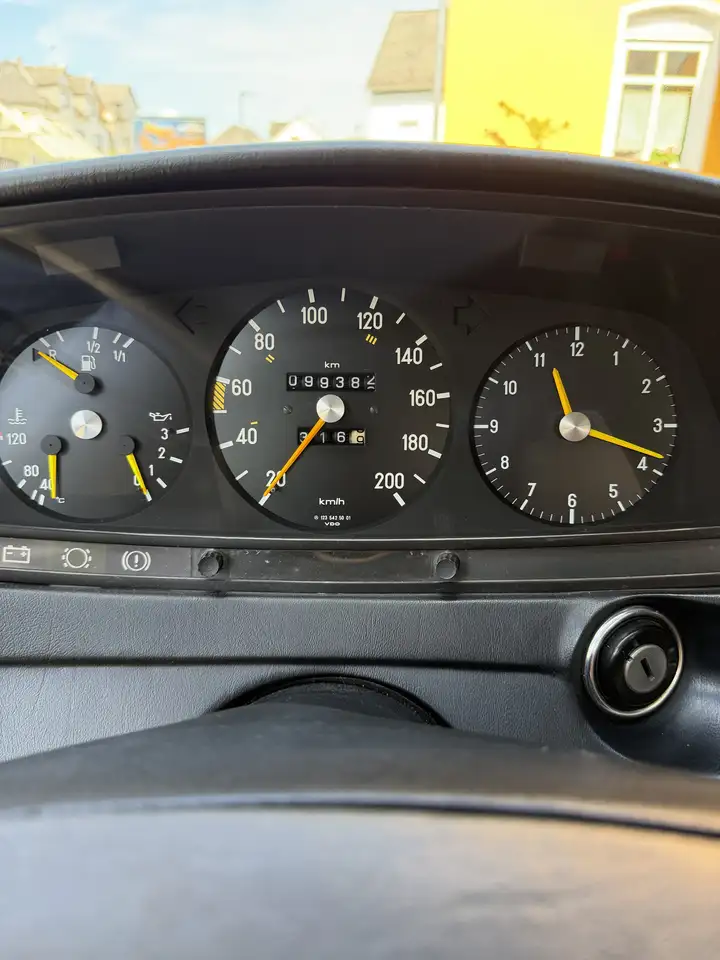 Mercedes-Benz 200, foto 11