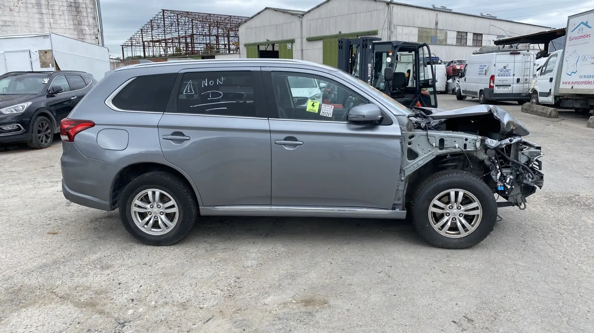 Mitsubishi Outlander Outlander 2.0I 200 PHEV 4WD Intense Gris - 1