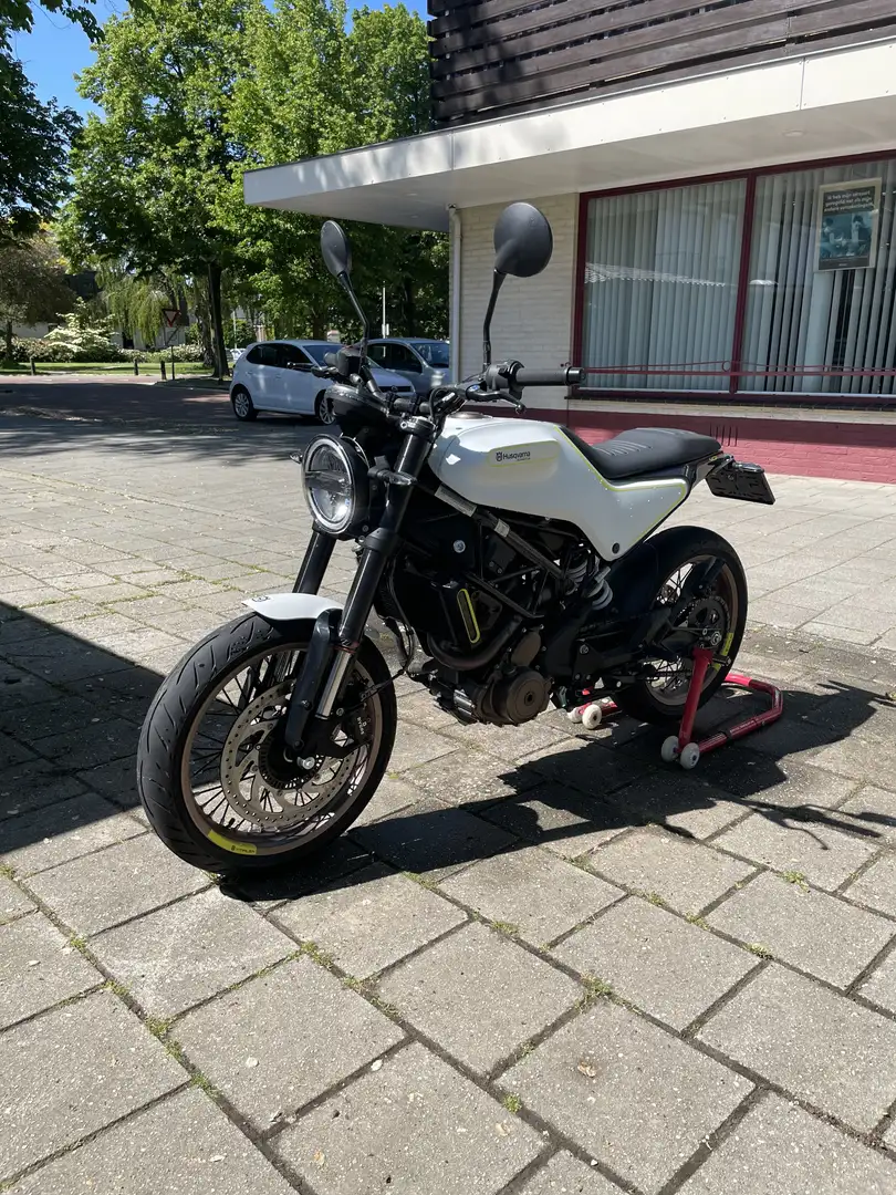 Husqvarna Vitpilen 401 - 2