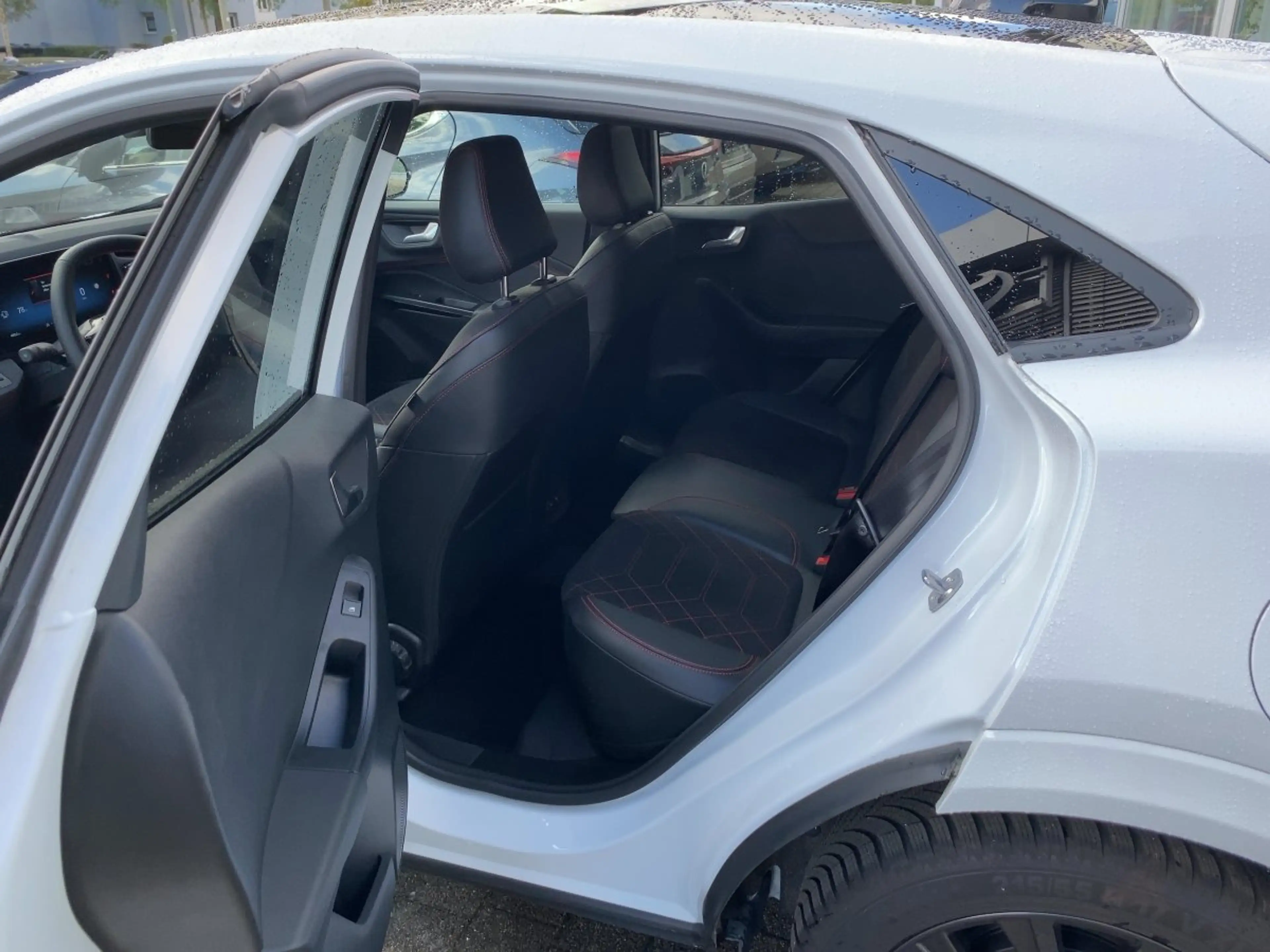 Ford Puma 1.0 EcoBoost ST-Line X — photo 13