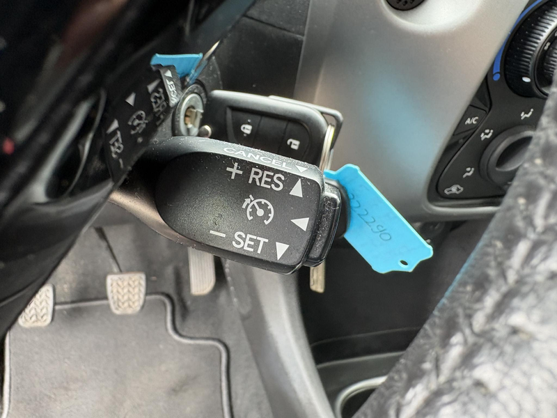 Toyota Aygo 1.0 VVT-i x-play limited — photo 14