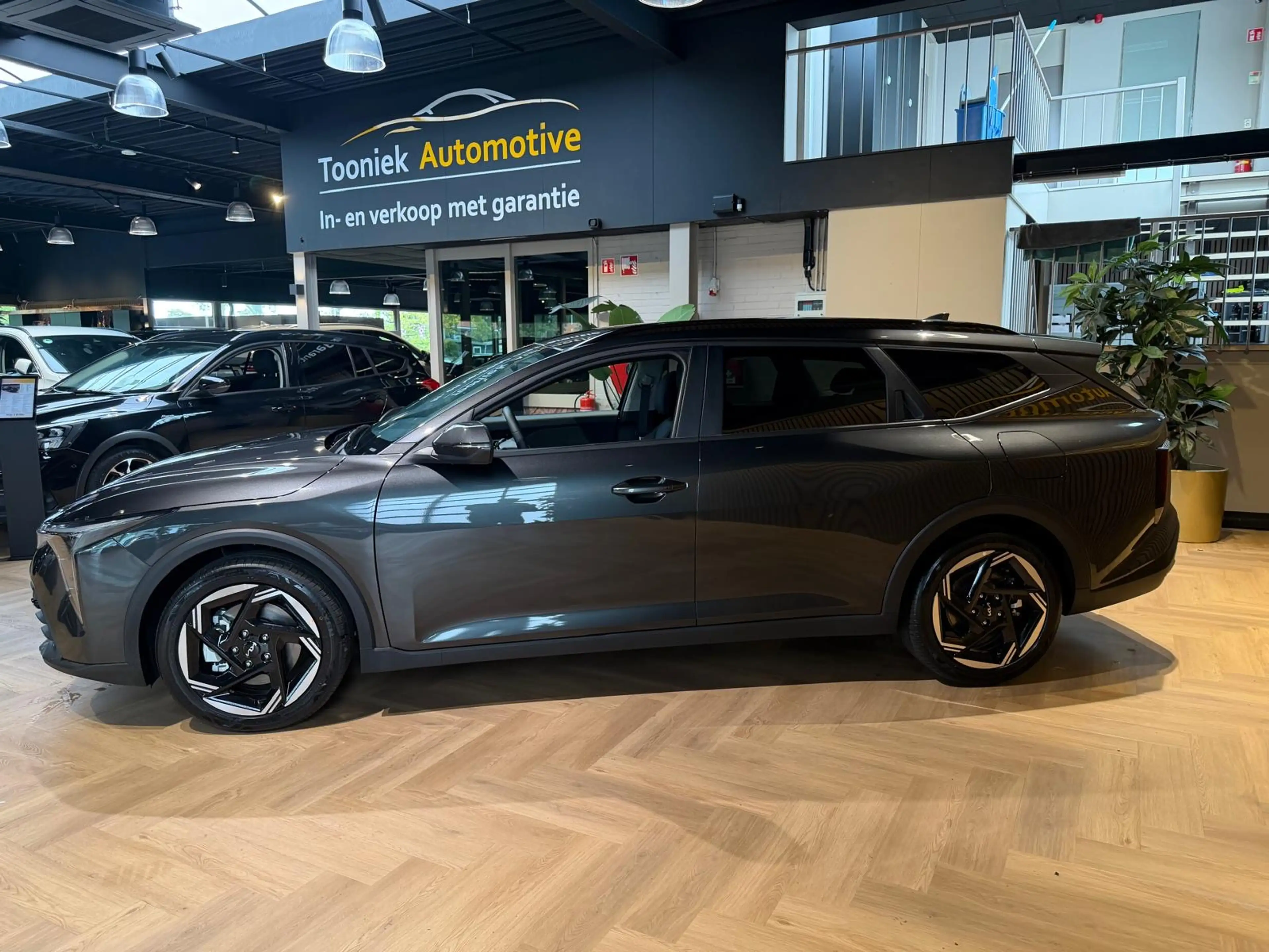 Kia K4 Sportswagon 1.6 T-GDi GT-Line Launch Edition — photo 5