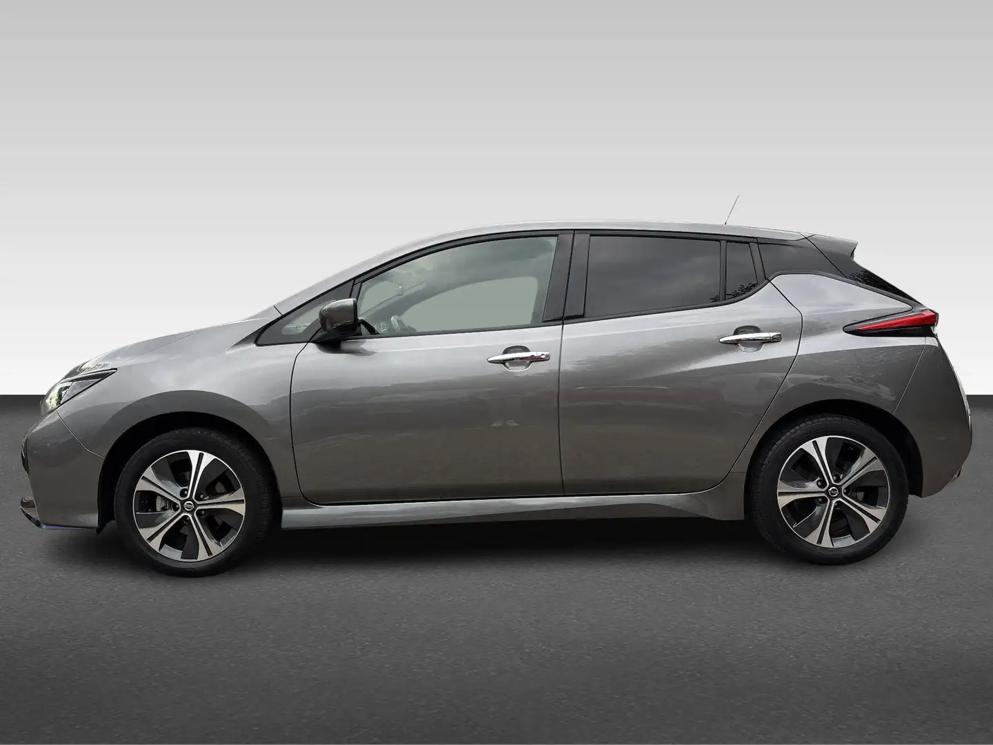 Nissan Leaf | e+ N-Connecta 62 kWh 217 pk | Gun Metallic | LED Grijs - 2
