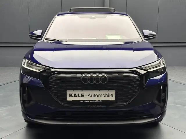 Audi Q4 E-Tron view 8