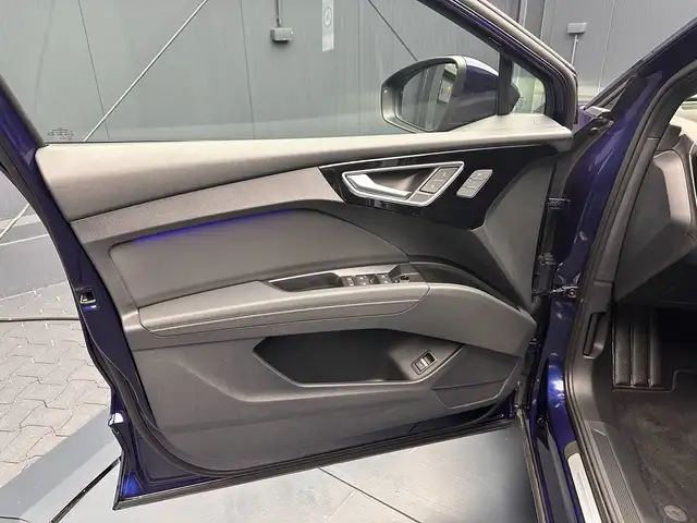 Audi Q4 E-Tron view 13
