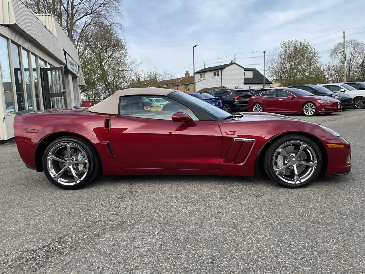 Chevrolet Corvette снимка Chevrolet Corvette