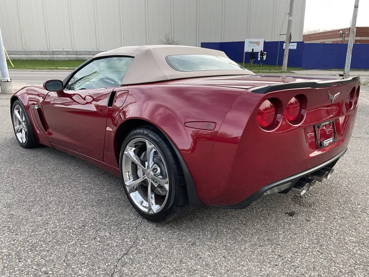 Chevrolet Corvette снимка Chevrolet Corvette