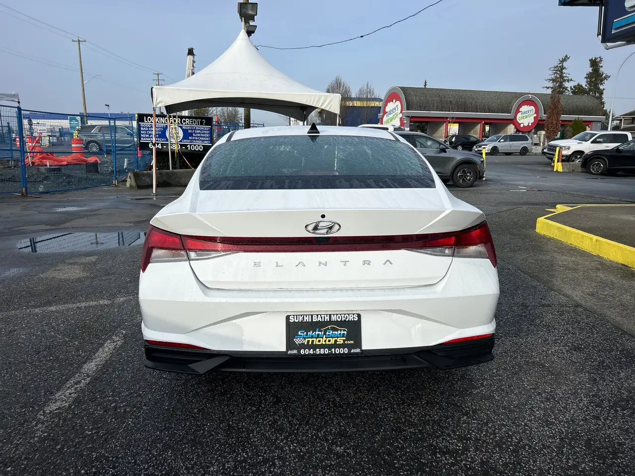 Hyundai ELANTRA снимка Hyundai ELANTRA