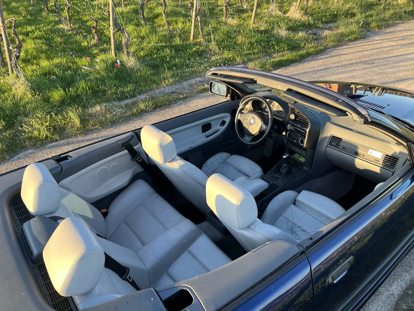 BMW 325 325i Bleu - 2