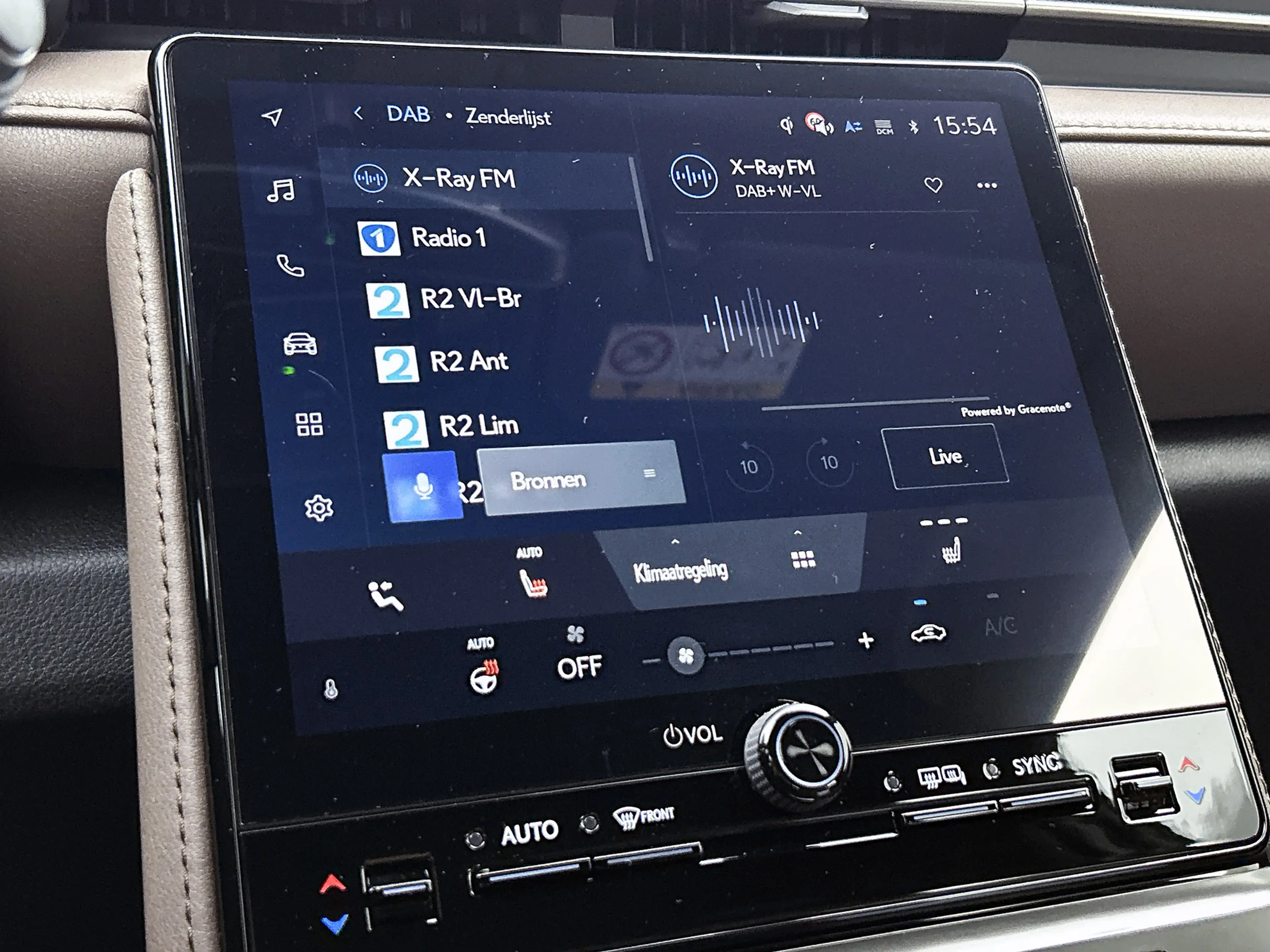 Lexus LBX Elegant 2WD | Tech Pack | Stuurwiel Verwarming | P — photo 9
