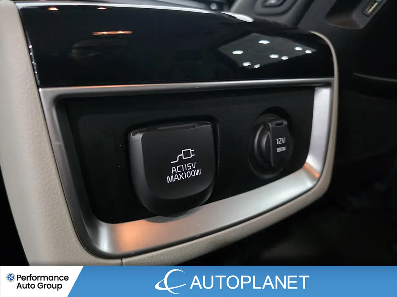 Kia Carnival снимка Kia Carnival