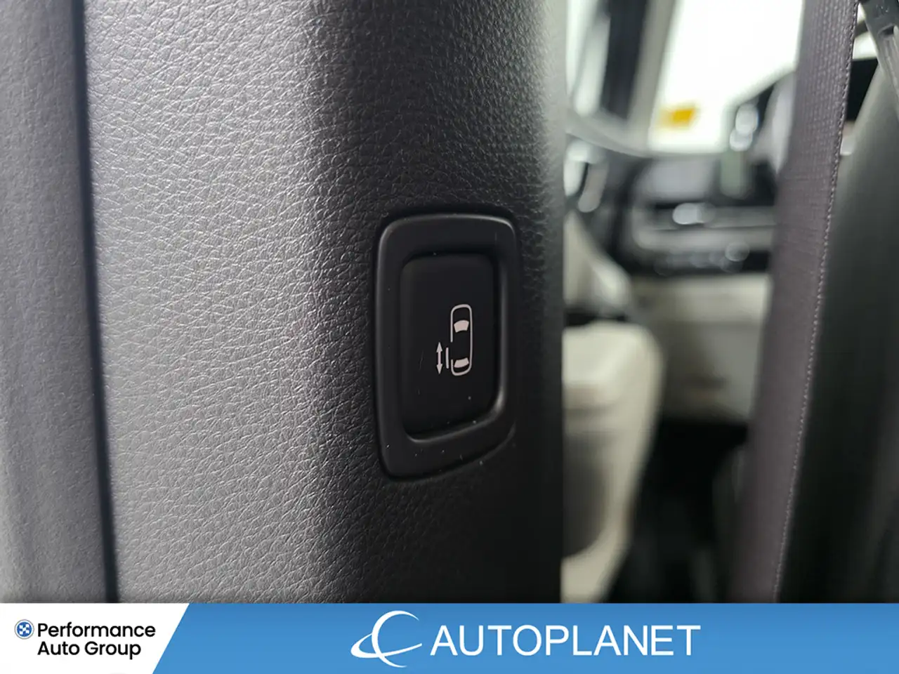 Kia Carnival снимка Kia Carnival