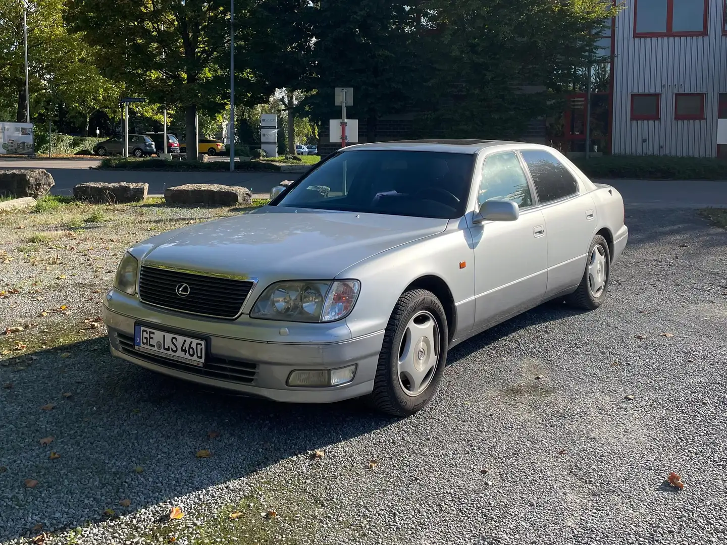 Lexus LS 400 LS 400 Srebrny - 1