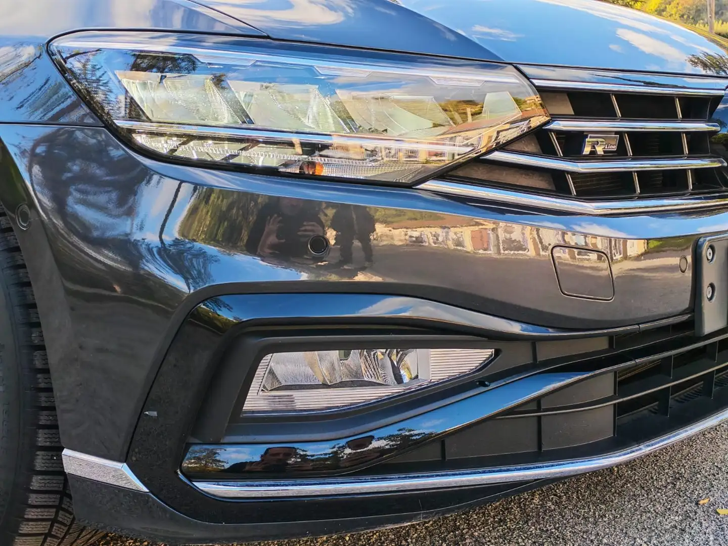 Volkswagen Passat Variant R-Line 2.0 tdi SCR Evo 150cv dsg Nero - 1