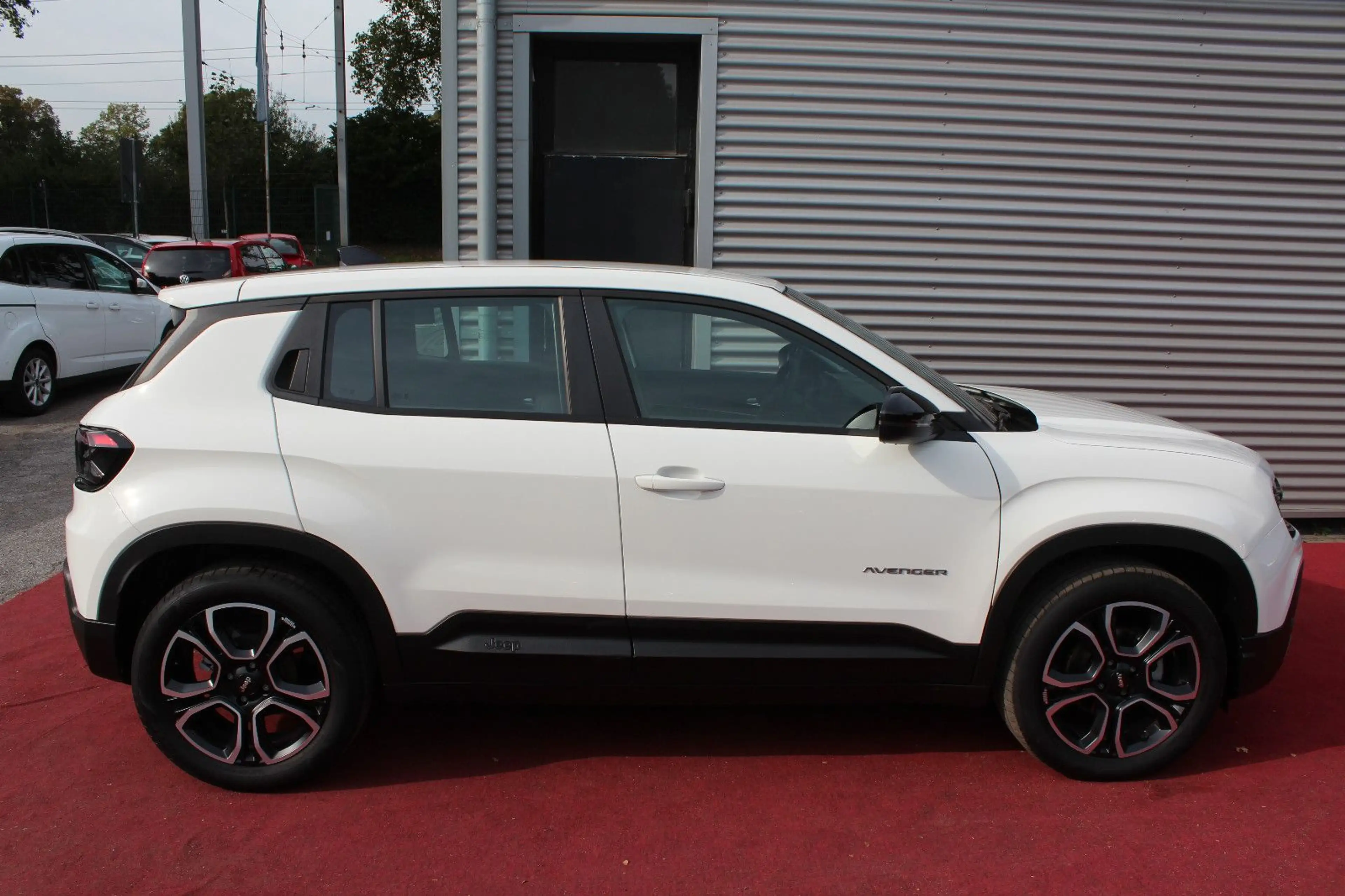 Jeep Avenger AVENGER ALTITUDE KLIMA AHK NAVI WINTERPAKET — photo 4