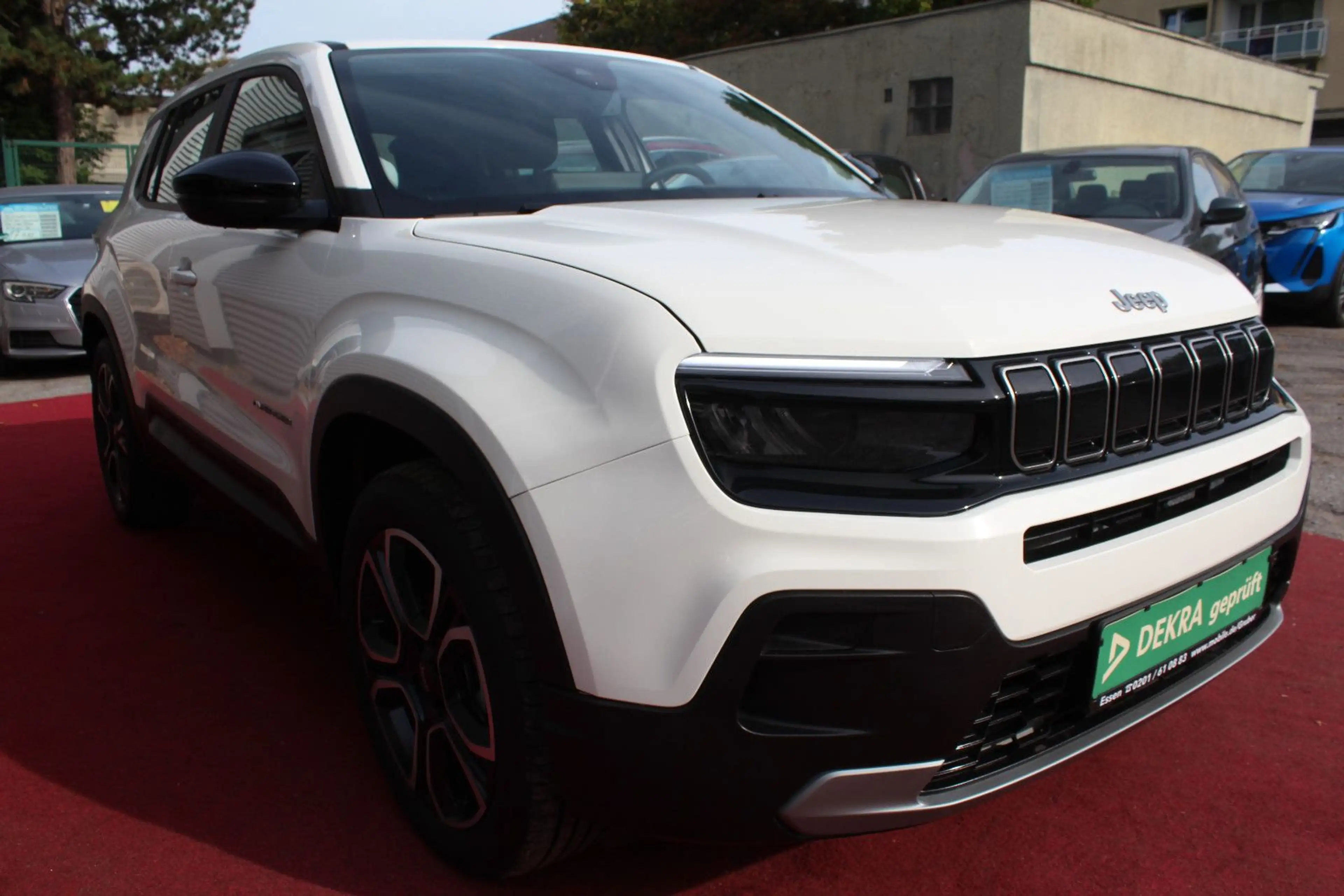 Jeep Avenger AVENGER ALTITUDE KLIMA AHK NAVI WINTERPAKET — photo 11