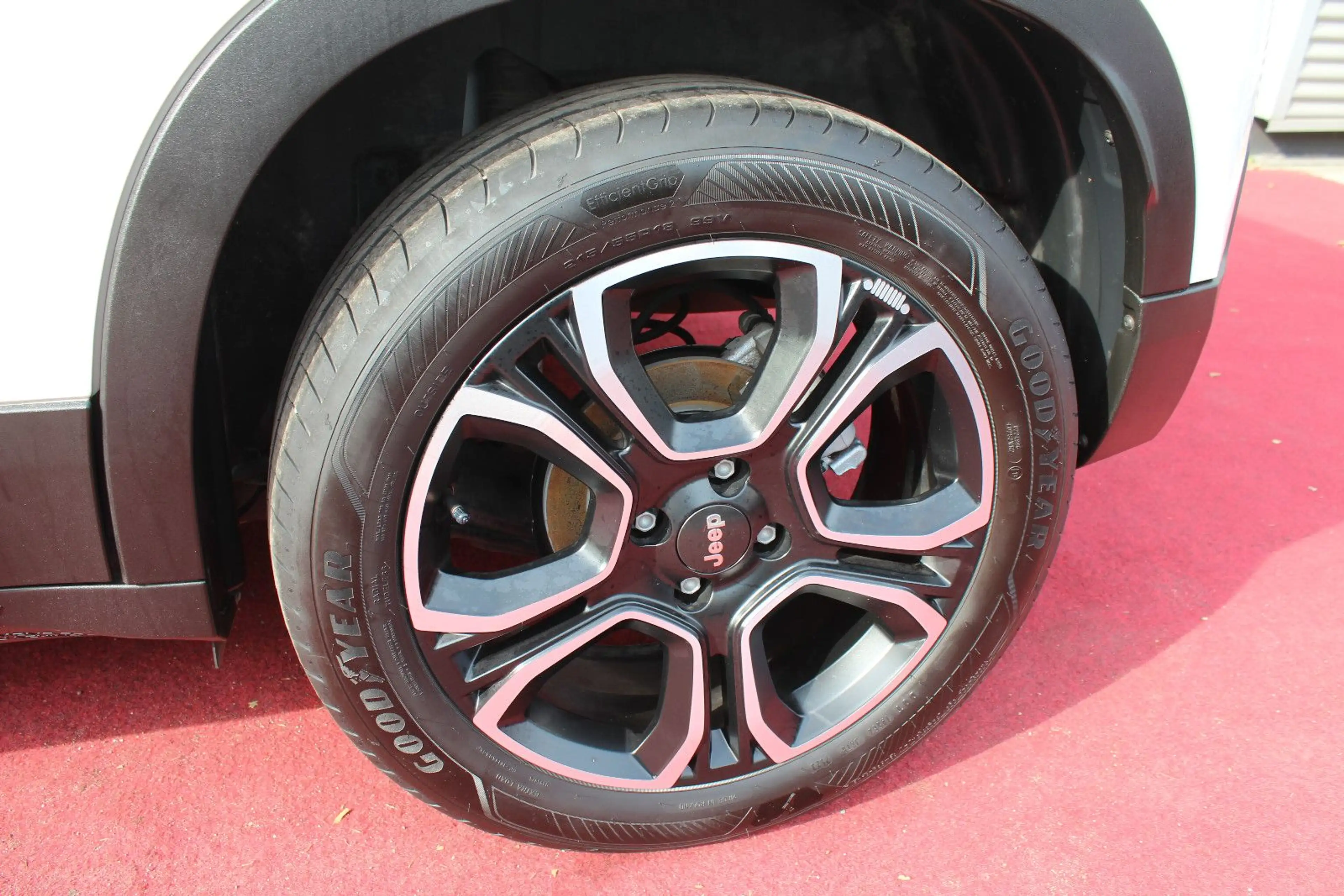 Jeep Avenger AVENGER ALTITUDE KLIMA AHK NAVI WINTERPAKET — photo 3
