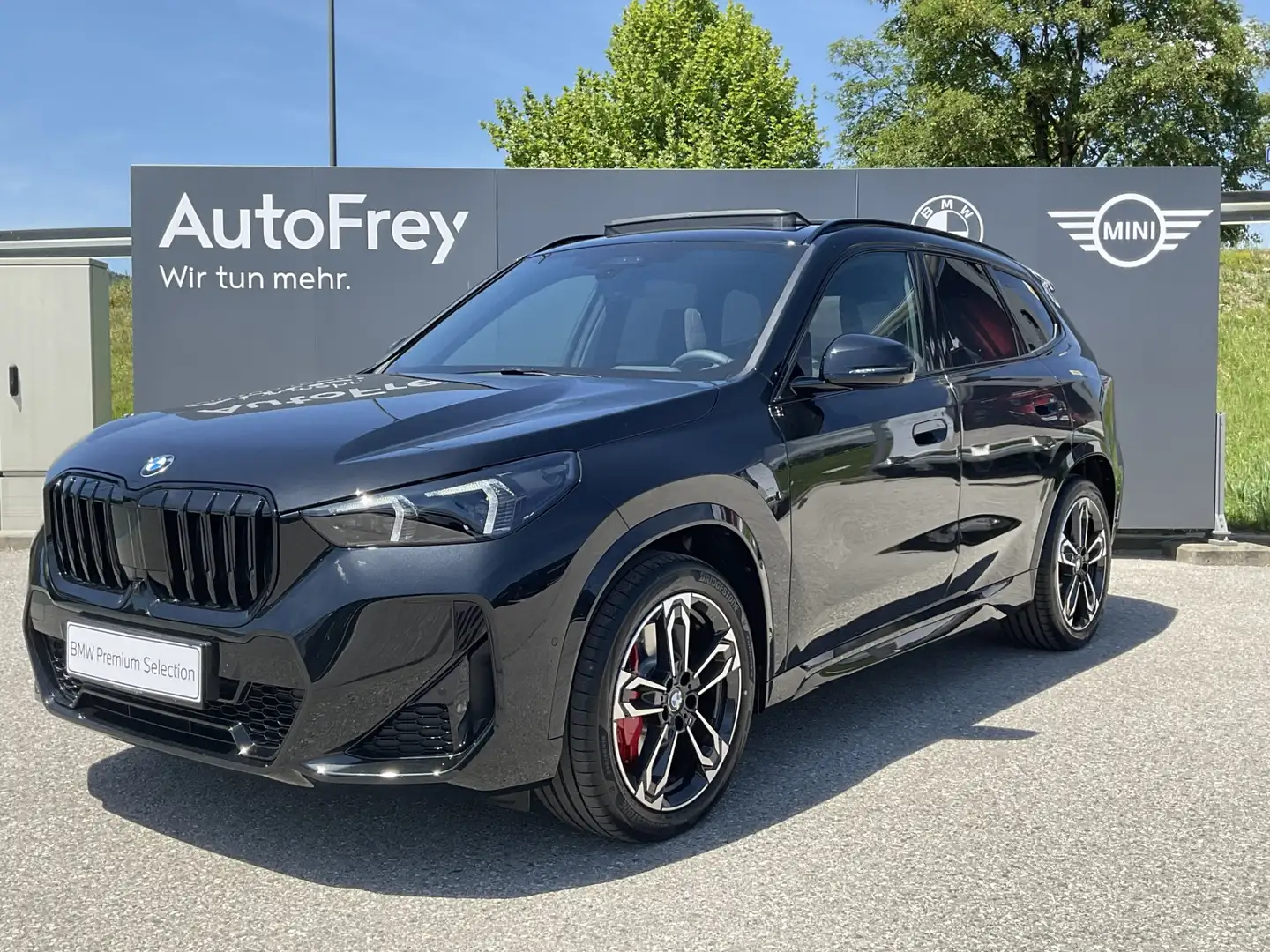 BMW X1 xDrive20d Schwarz - 1