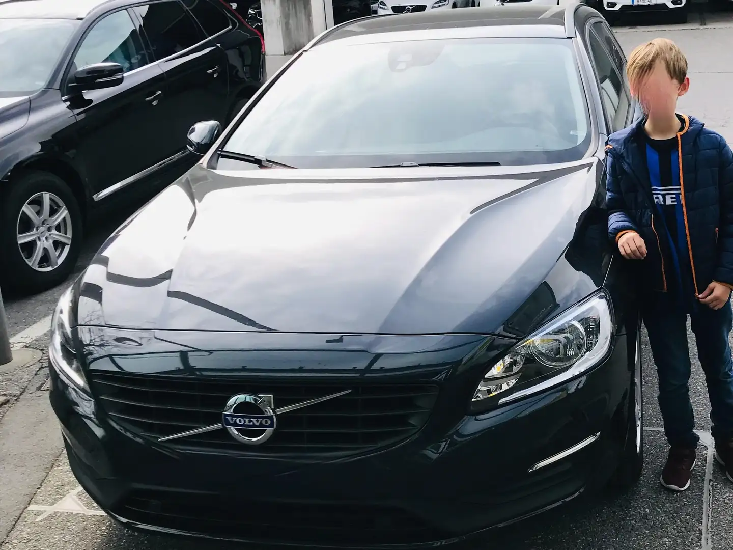 Volvo V60 V60 D2 Kinetic Kinetic Silber - 1