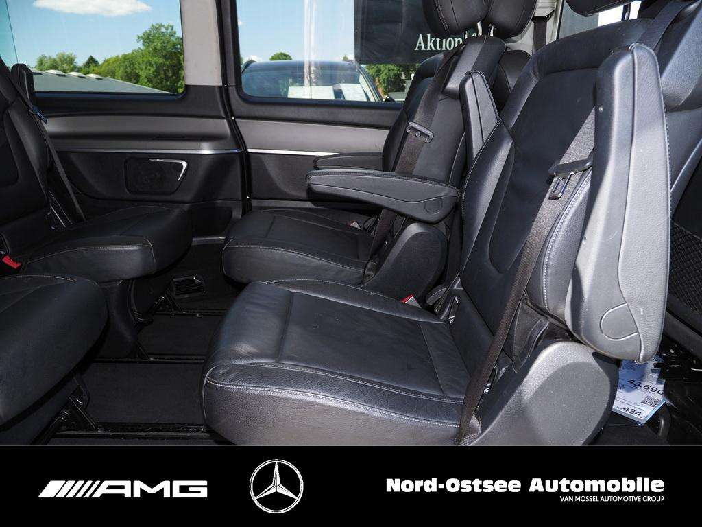 Mercedes-Benz V 250