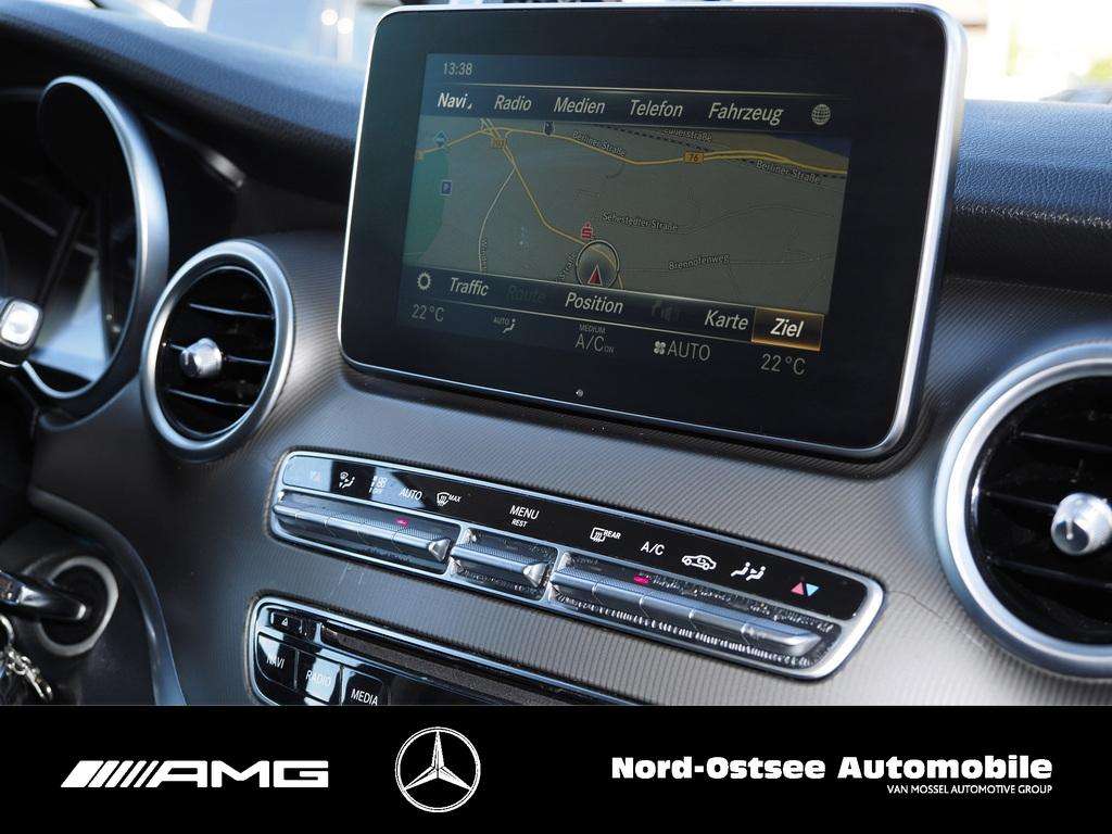 Mercedes-Benz V 250