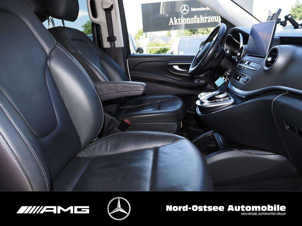 Mercedes-Benz V 250