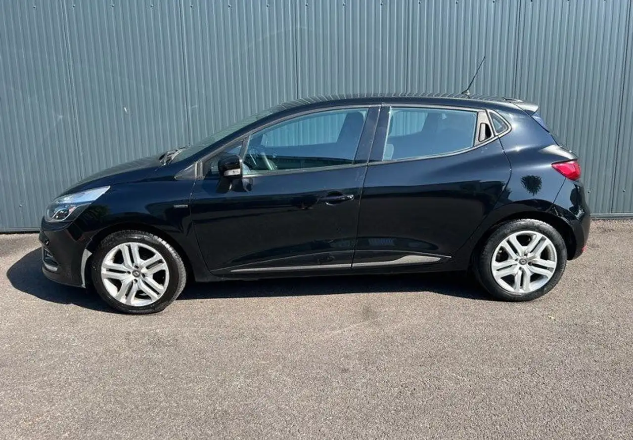 Renault Clio Citadine 5 portes — photo 2