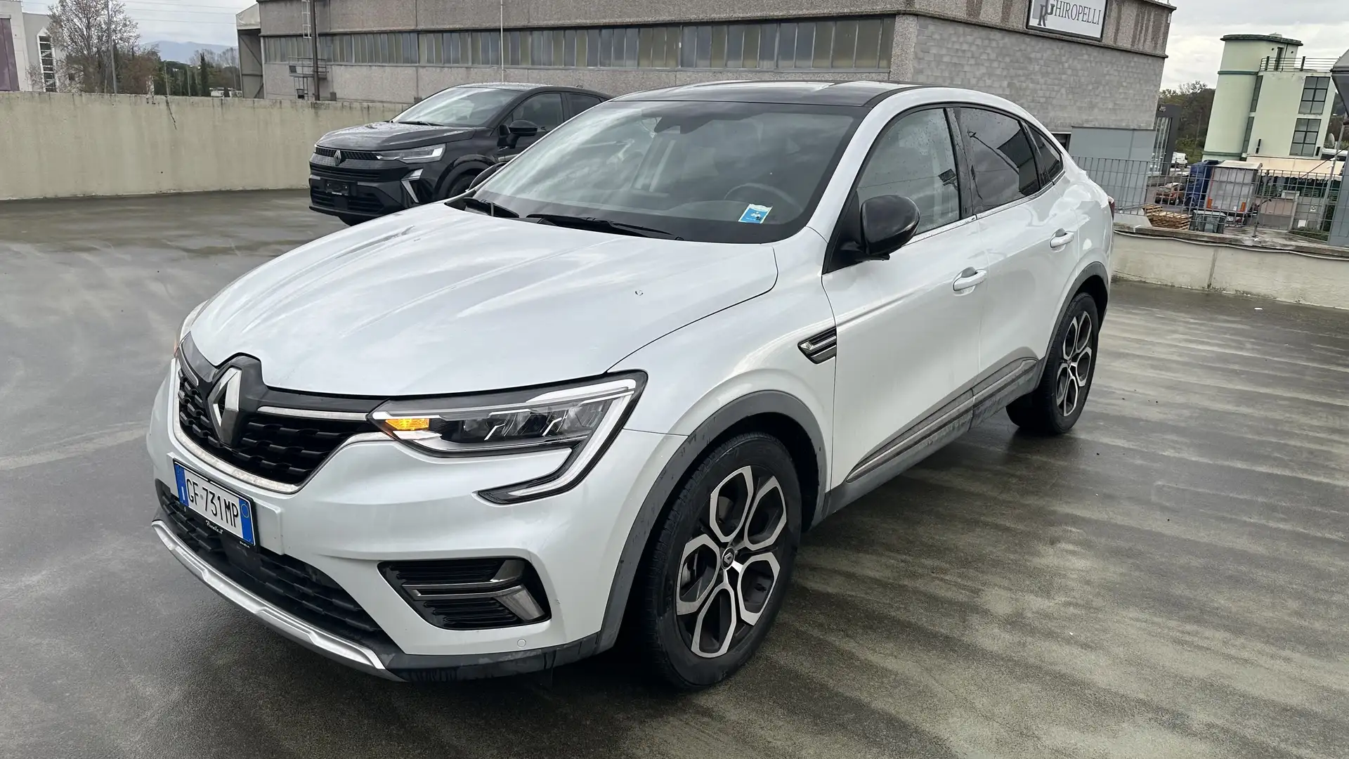 Renault Arkana 1.6 E-Tech full hybrid Intens 145cv Bianco - 1