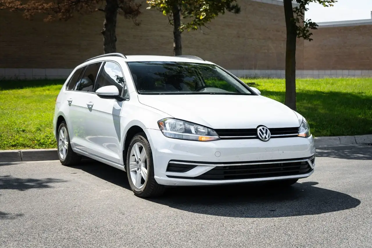 Volkswagen Golf снимка Volkswagen Golf