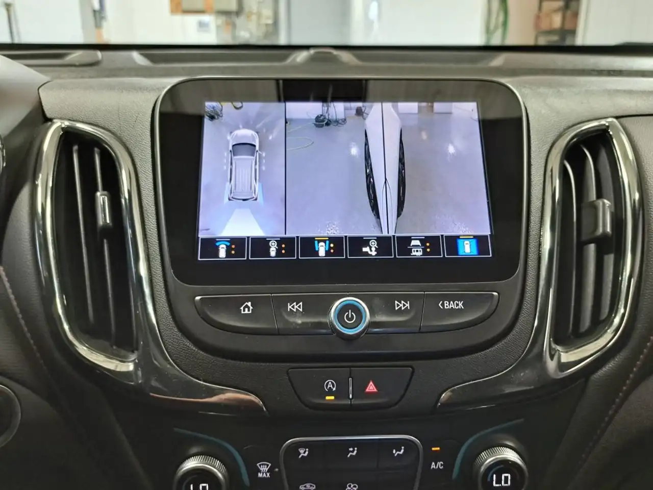 Chevrolet Equinox снимка Chevrolet Equinox