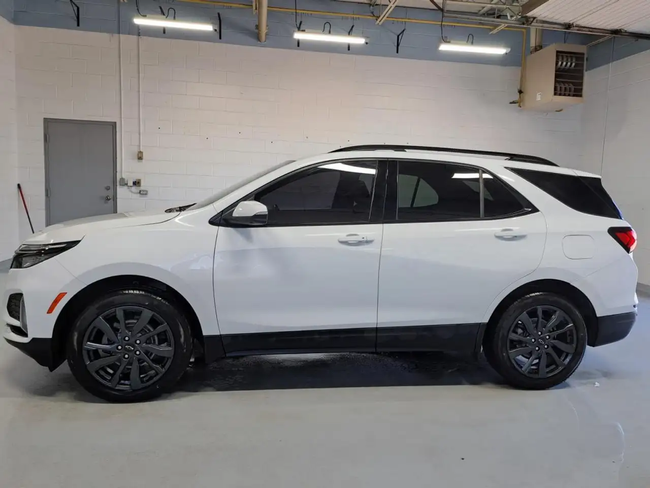 Chevrolet Equinox снимка Chevrolet Equinox