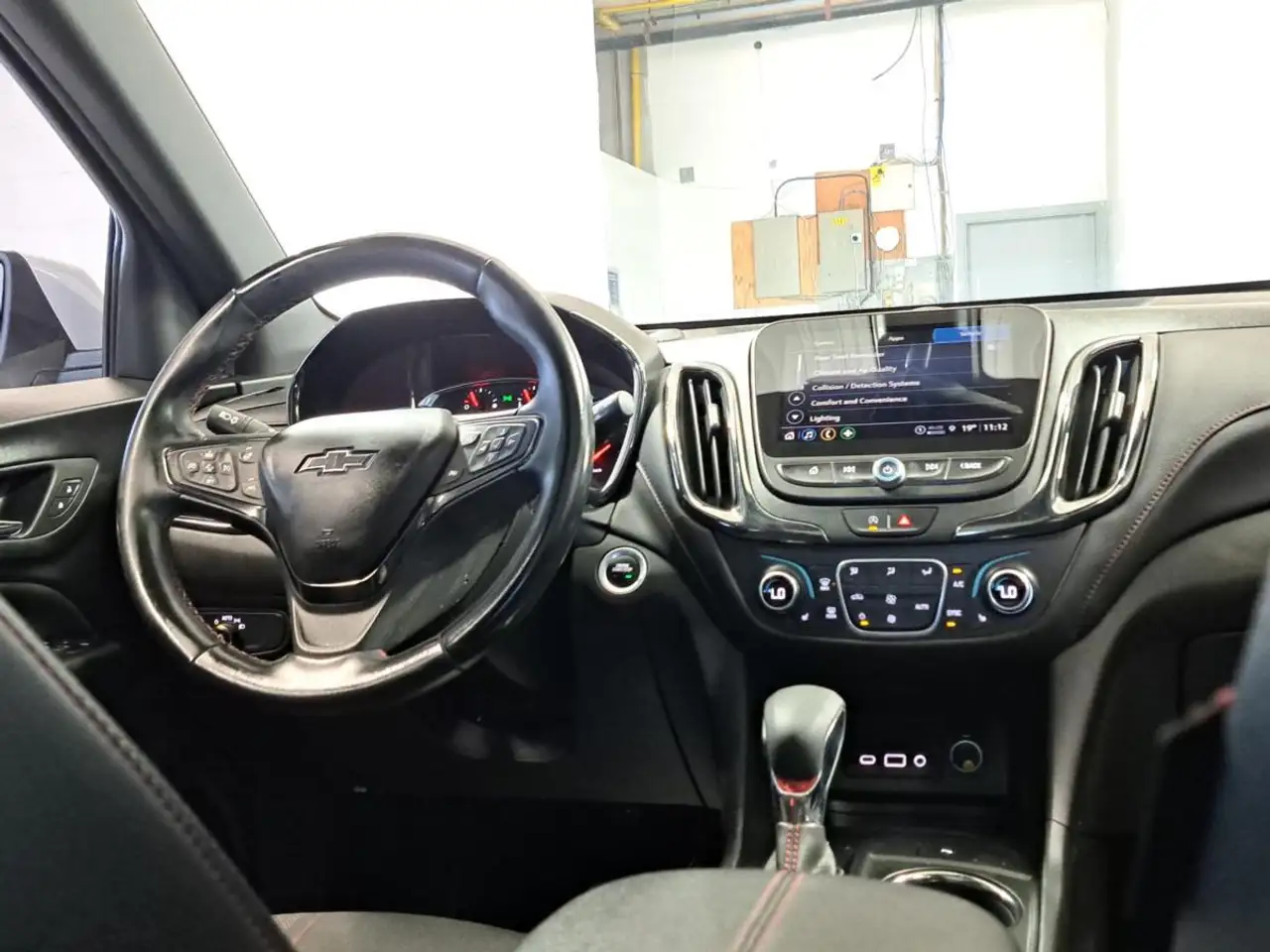 Chevrolet Equinox снимка Chevrolet Equinox